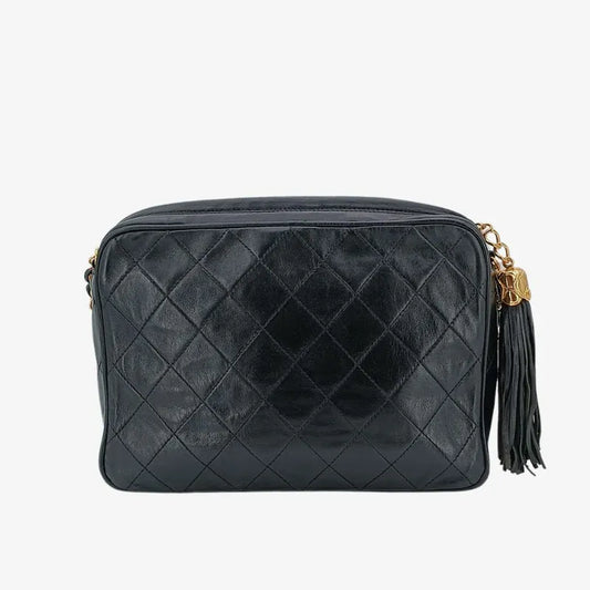 ra472-chanel-vintage-black-lambskin-quilted-camera-bag