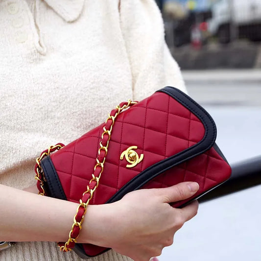 js002-chanel-vintage-bicolor-red-black-lambskin-quilted-flap-bag