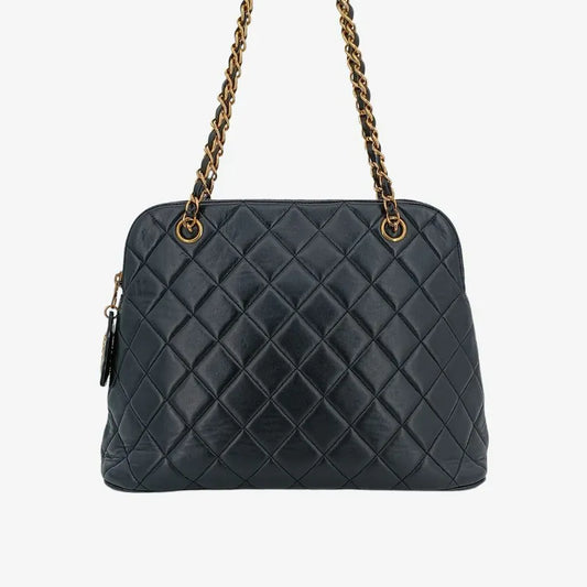 jt946-chanel-vintage-black-lambskin-quilted-tote-bag