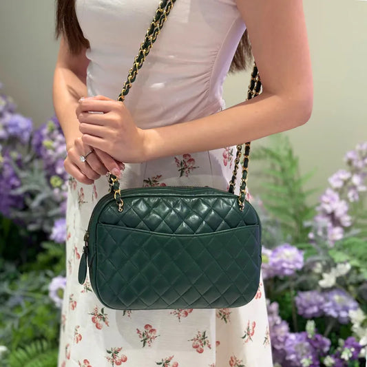 C582 - CHANEL Vintage Dark Green Lambskin Quilted Camera Bag