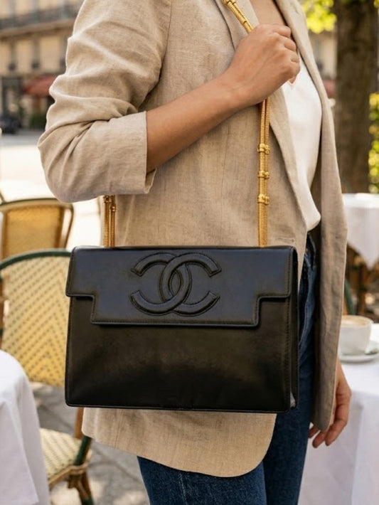 CS005 - CHANEL Vintage Black Lambskin CC Patent Snake Chain Flap Shoulder bag - Lovintage