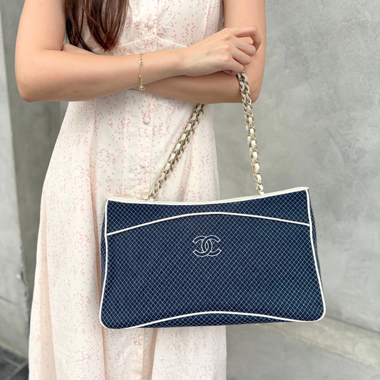 C650 - CHANEL Vintage Navy Canvas Micro Matelasse Chain Tote Bag