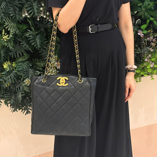 JAH234 - CHANEL Vintage Black Caviar Leather Big CC Turnlock Tote Bag