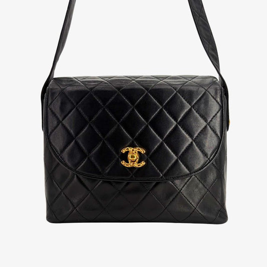 JW885 - CHANEL Vintage Black Lambskin Shoulder Bag