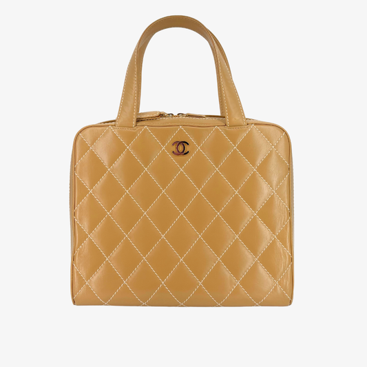 CS057 - CHANEL Vintage Beige Calfskin Wild Stitch Handbag
