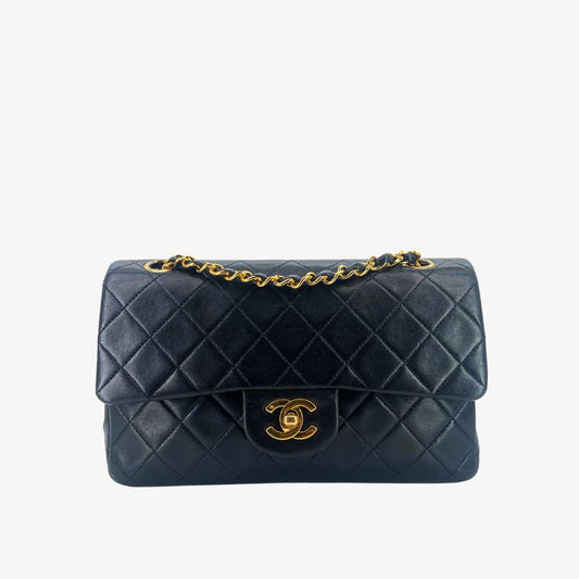 RE986 - CHANEL Vintage Black Lambskin 23cm Classic Flap Bag