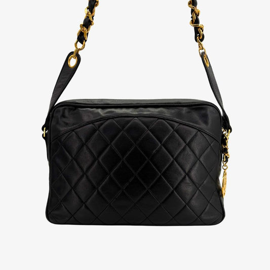 JW967 - CHANEL Vintage Black Lambskin Camera Bag