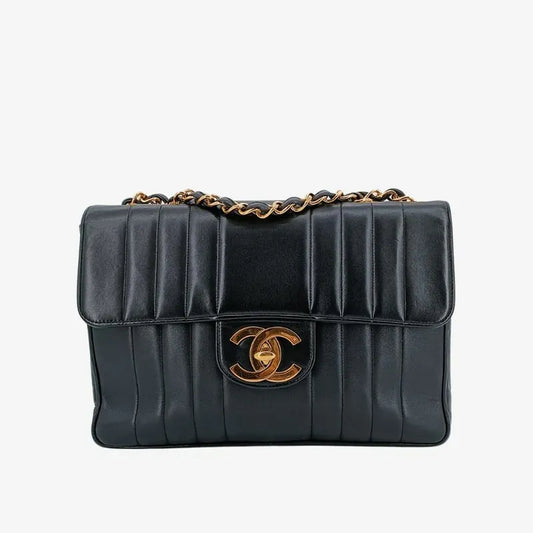 ra337-chanel-vintage-black-lambskin-vertical-jumbo-flap-bag