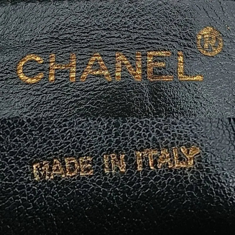 rb032-chanel-vintage-black-lambskin-quilted-camera-bag