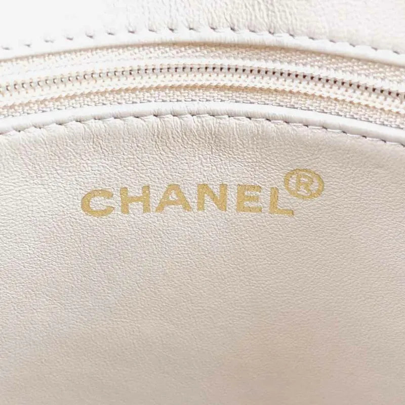 c239-chanel-vintage-beige-caviar-leather-1804-tote-bag