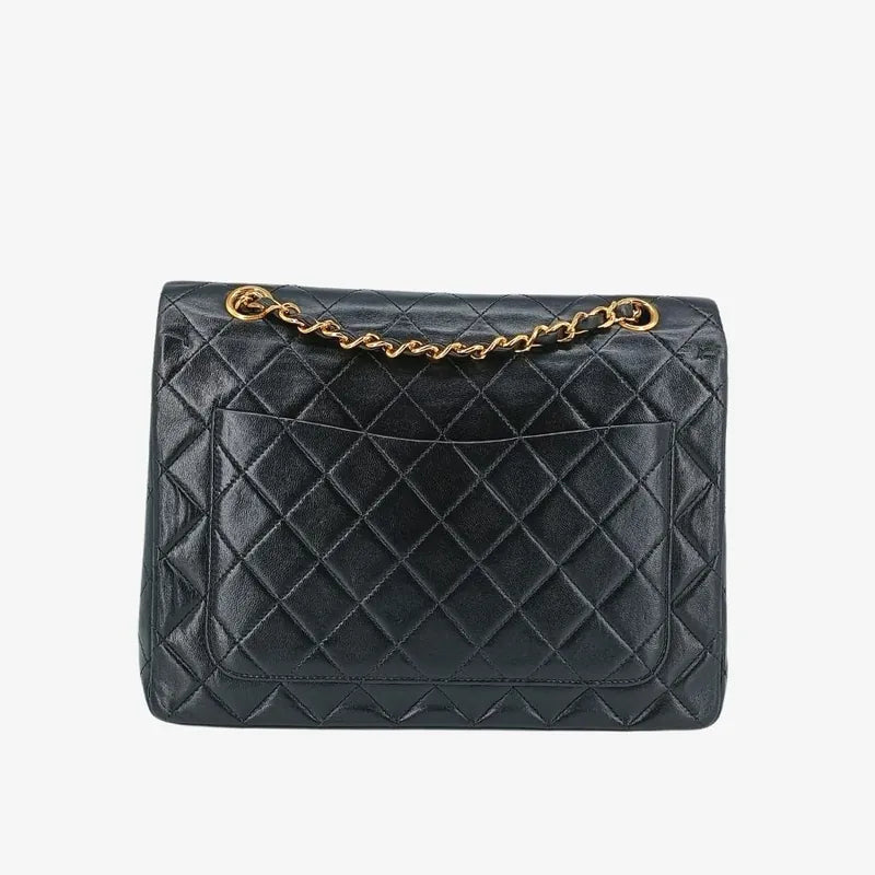 js698-chanel-vintage-black-lambskin-25cm-flap-bag
