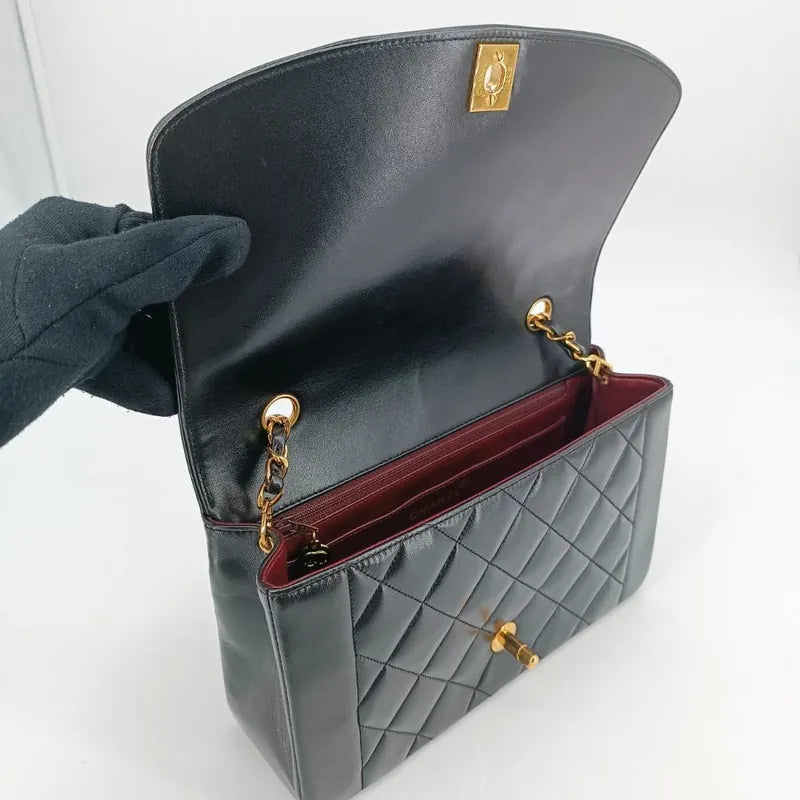jt436-chanel-vintage-black-lambskin-25cm-diana-flap-bag
