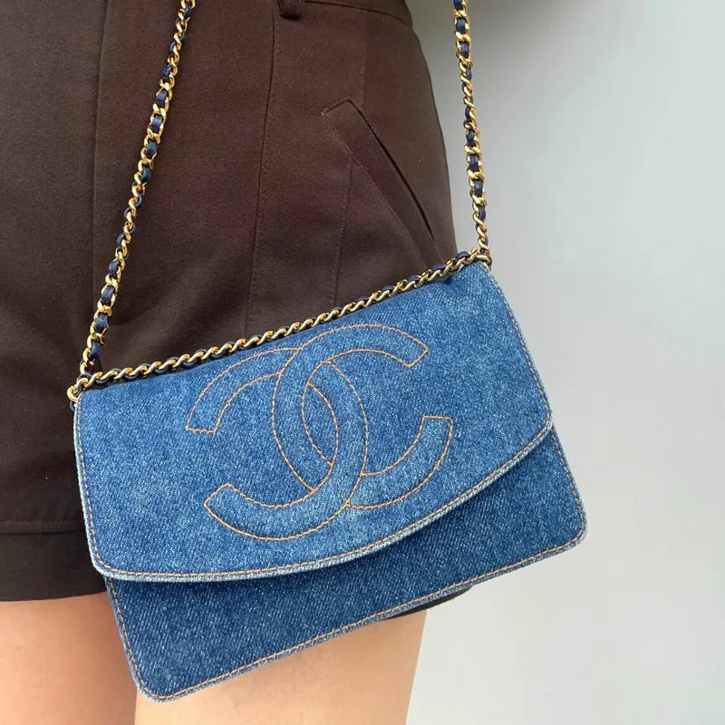 sh003-chanel-vintage-blue-denim-wallet-on-chain