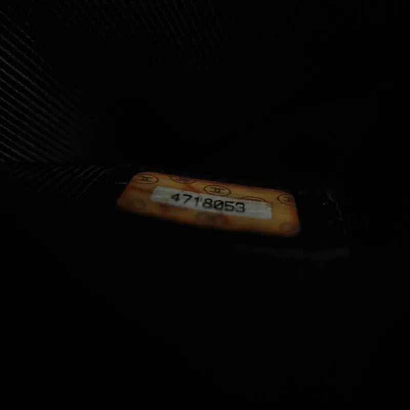 js172-chanel-vintage-black-caviar-leather-tote-bag