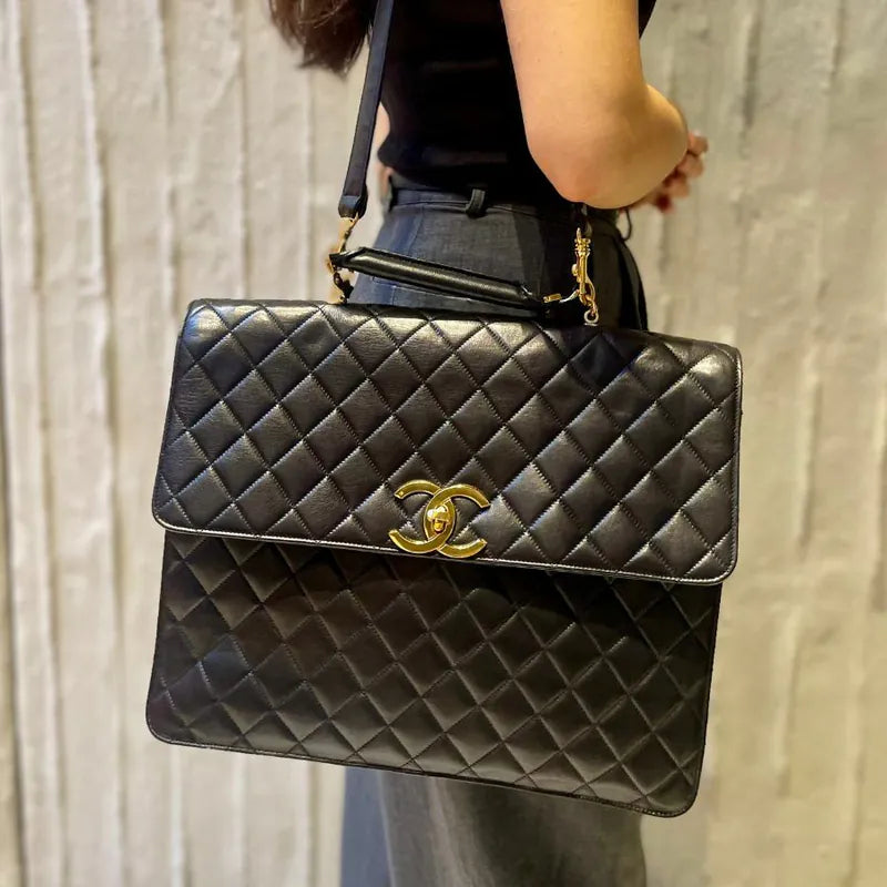 ju695-chanel-vintage-black-lambskin-quilted-big-cc-briefcase