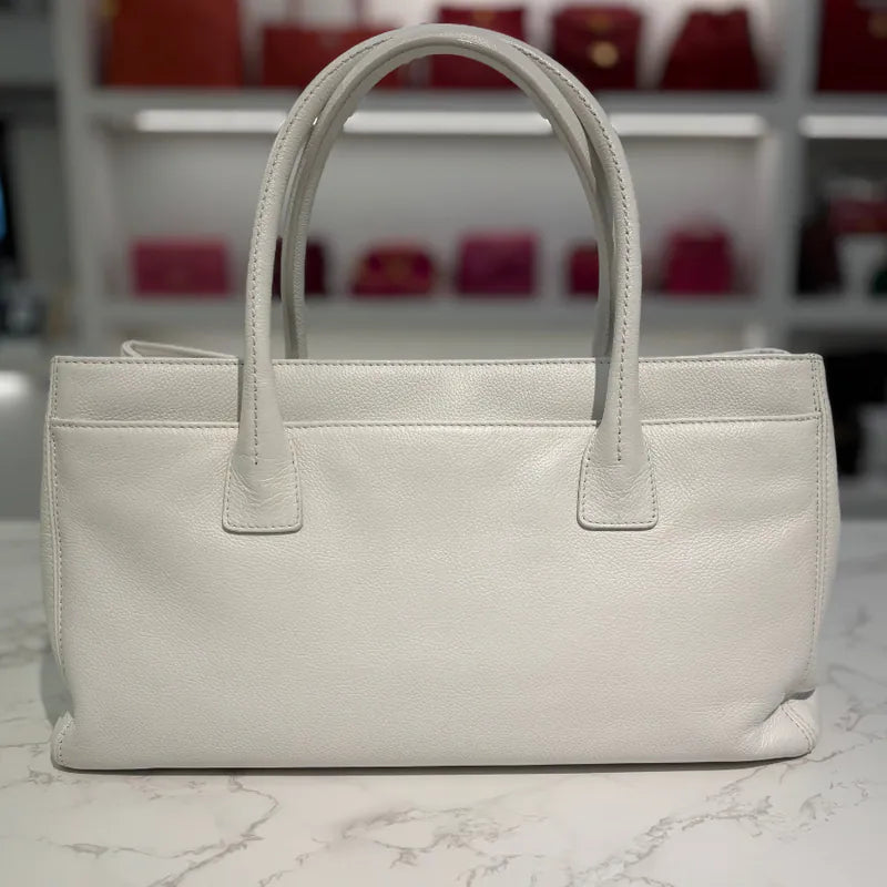 c532-chanel-vintage-white-cavier-leather-255-executive-handbag