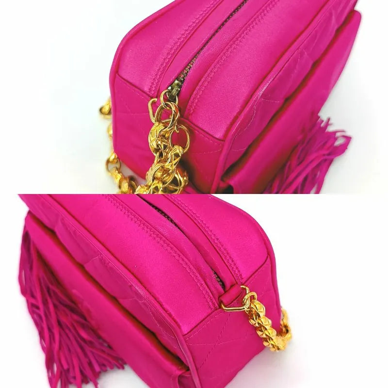 jt569-chanel-vintage-pink-satin-tassels-gold-chain-camera-bag