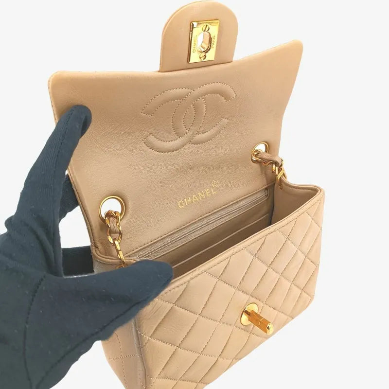 ra369-chanel-vintage-beige-lambskin-17cm-mini-square-flap-bag
