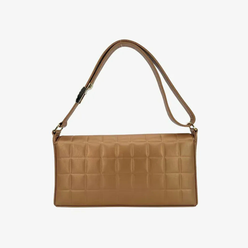 jw180-chanel-vintage-bronze-lambskin-chocolate-bar-handbag