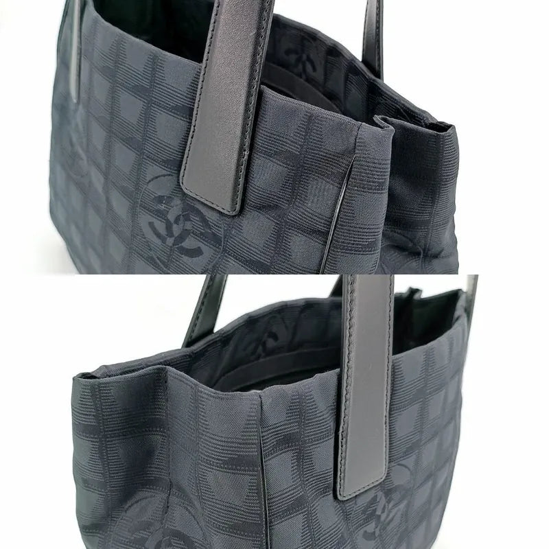 tk007-chanel-vintage-black-nylon-handbag