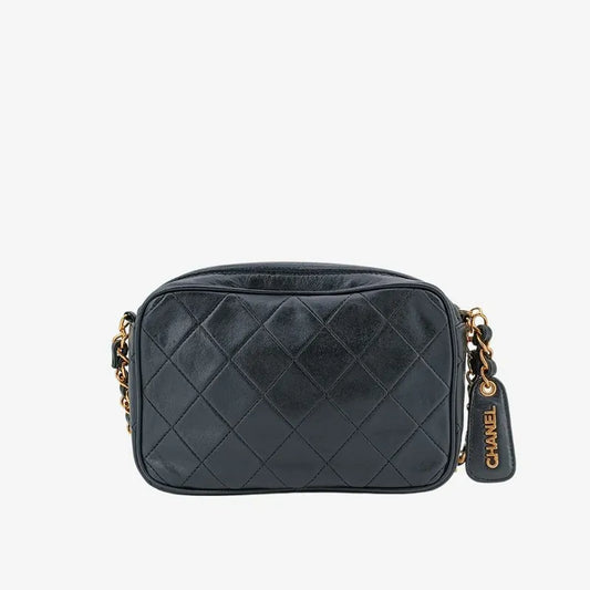 rb497-chanel-vintage-black-lambskin-quilted-camera-bag