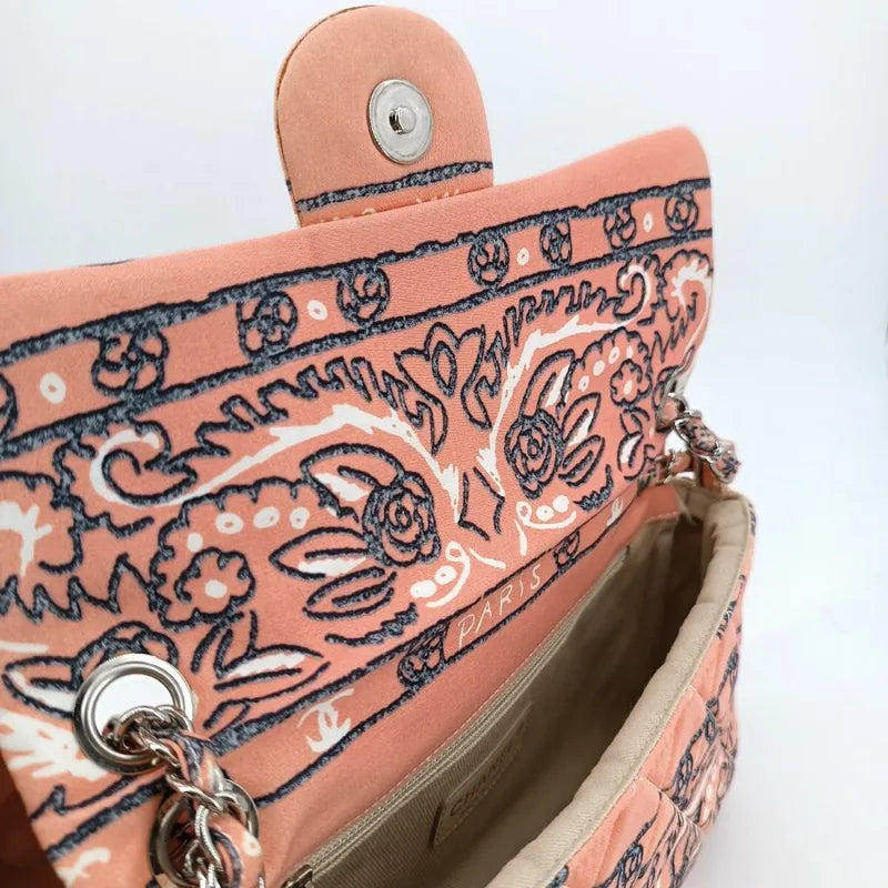 c317-chanel-vintage-pink-cotton-quilted-flower-print-flap-bag