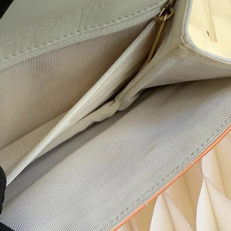 jw441-chanel-vintage-peach-satin-chocolate-bar-flap-bag