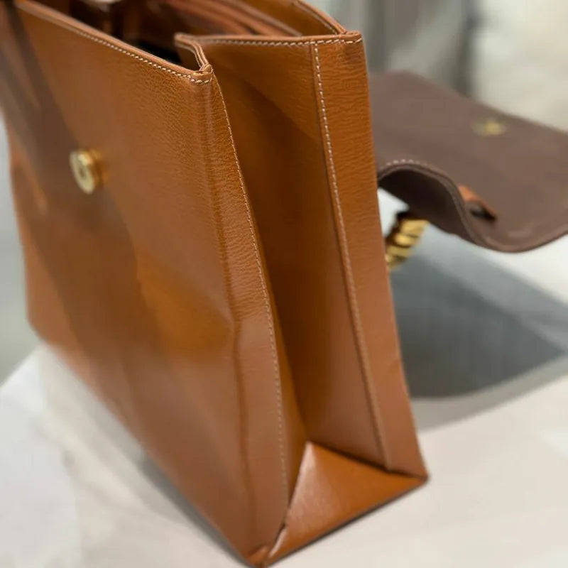 ju432-loewe-vintage-brown-caviar-leather-snake-bone-handle-shoulder-bag