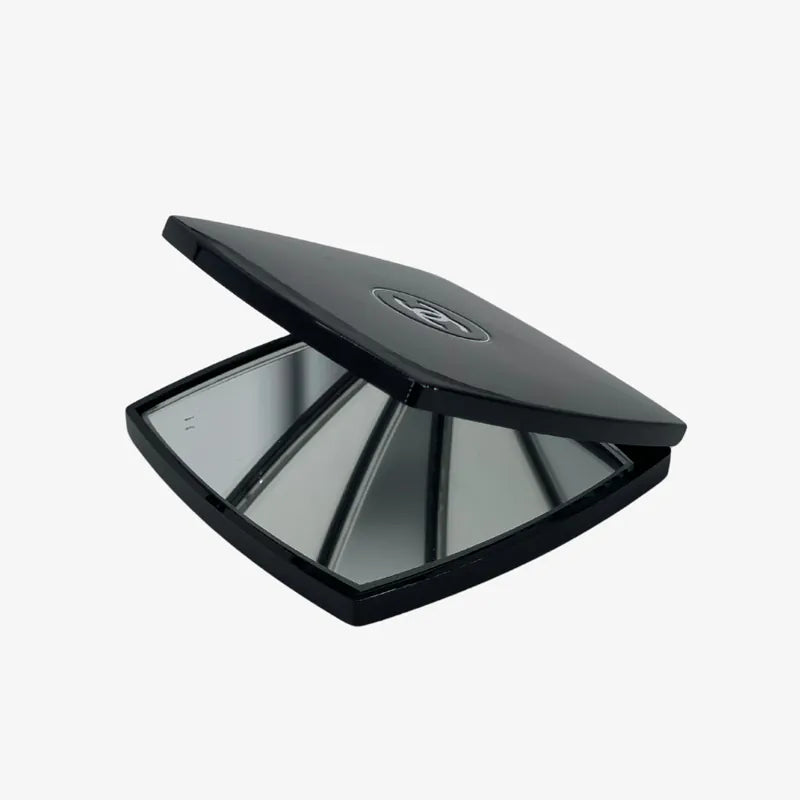 re150-chanel-black-double-facettes-mirror