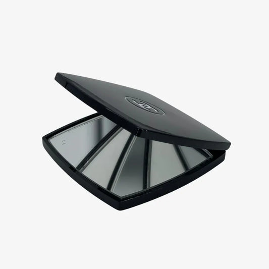 re150-chanel-black-double-facettes-mirror