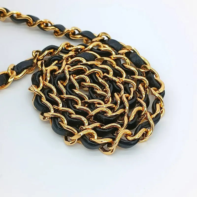 jt010-chanel-black-caviar-leather-wallet