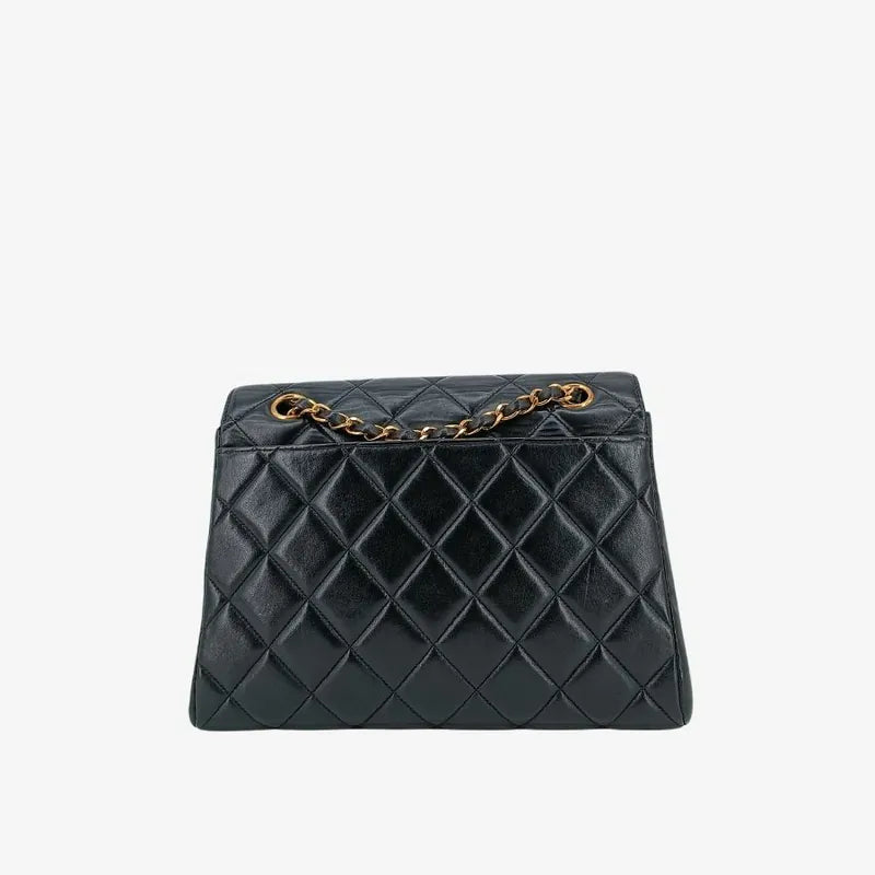 rb819-chanel-vintage-black-lambskin-quilted-flap-bag