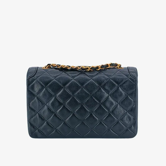 jt969-chanel-vintage-black-lambskin-quilted-flap-bag
