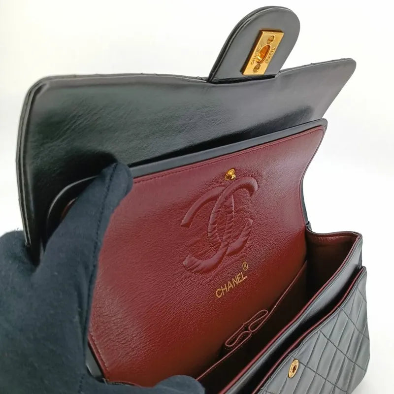 c326-chanel-vintage-black-lambskin-25cm-classic-flap-bag