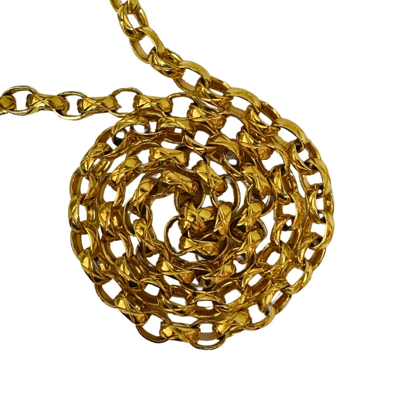 jw408-chanel-vintage-white-beige-lambskin-gold-chain-camera-bag