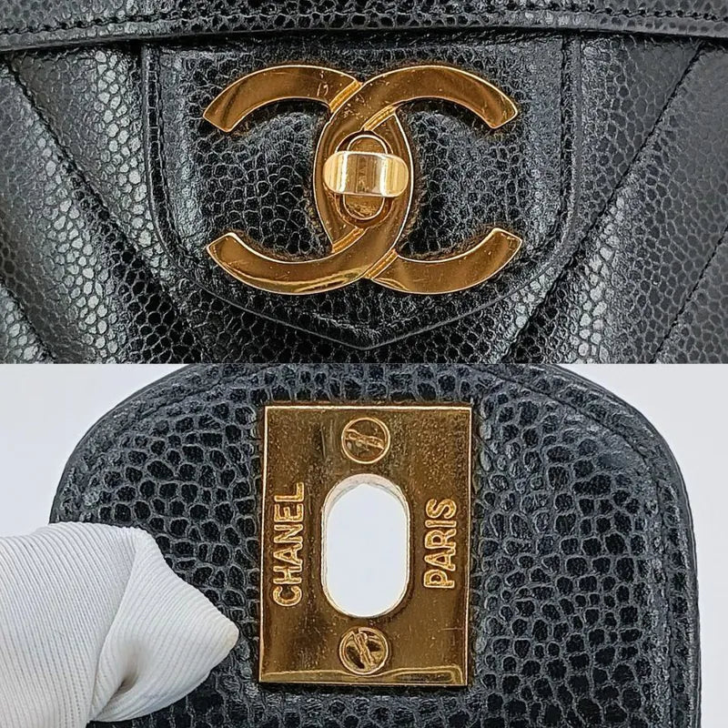 jr289-chanel-vintage-black-caviar-leather-chevron-cosmetic-bag