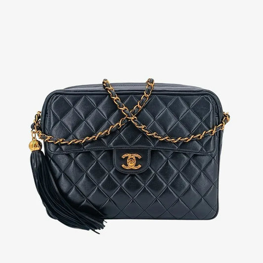 rb443-chanel-vintage-black-lambskin-quilted-camera-bag