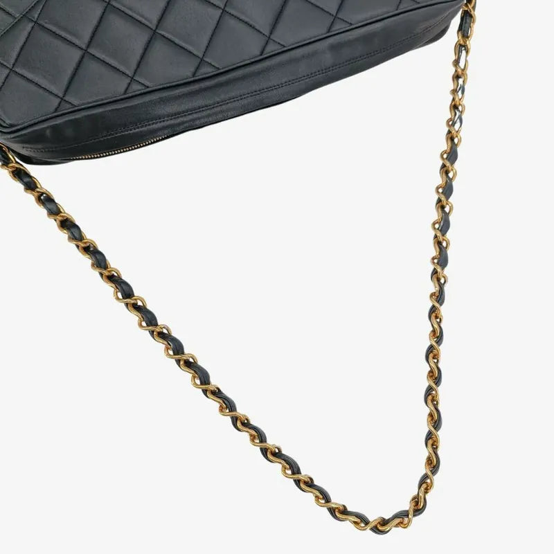 jr201-chanel-vintage-black-lambskin-pocket-camera-bag