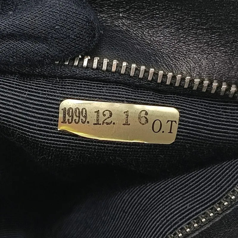 jah120-chanel-vintage-black-calfskin-backpack