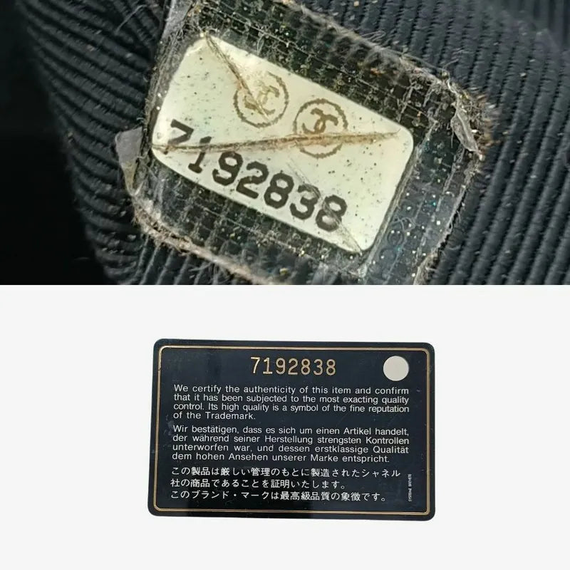 jt731-chanel-vintage-black-calfskin-chocolate-bar-tote-bag