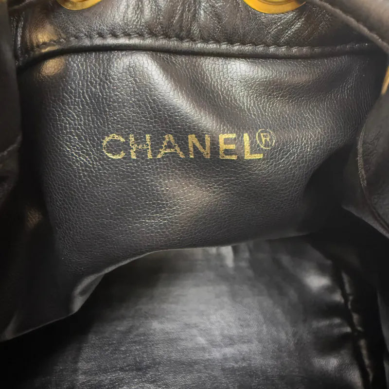 rc614-chanel-vintage-black-lambskin-gold-ball-bucket-bag