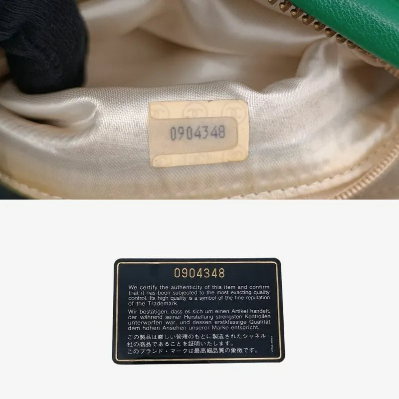 jt300-chanel-vintage-green-lambskin-tassel-camera-bag