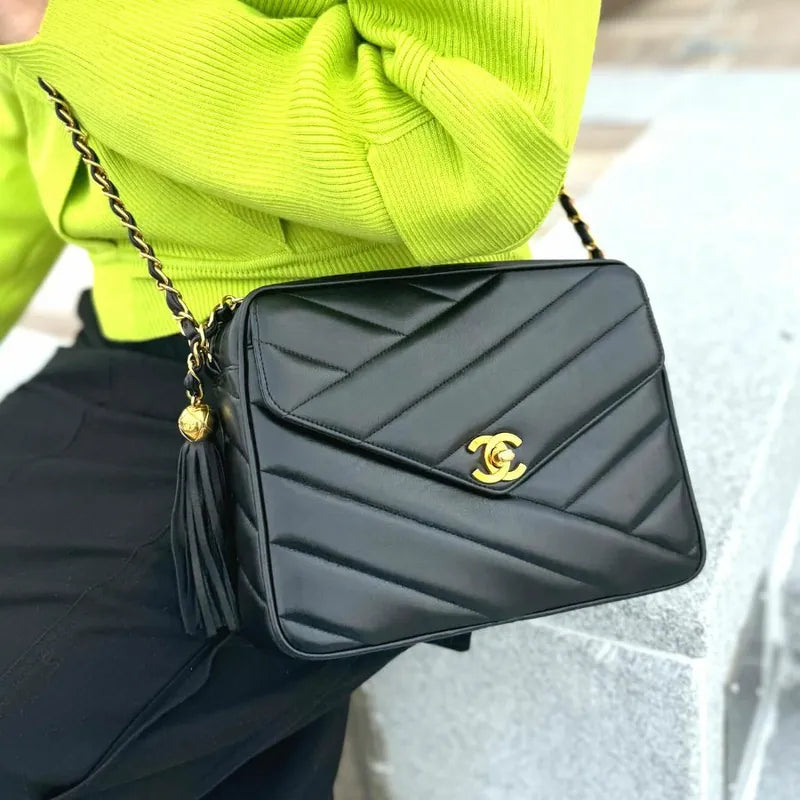 jt785-chanel-vintage-black-lambskin-cross-stripe-camera-bag