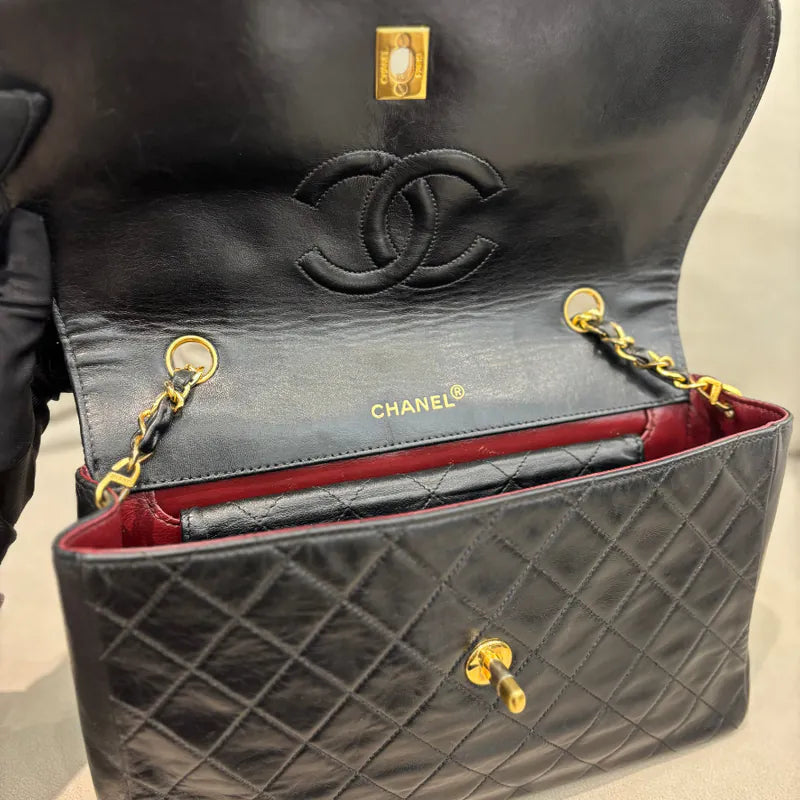 jah191-chanel-vintage-black-lambskin-quilted-flap-bag