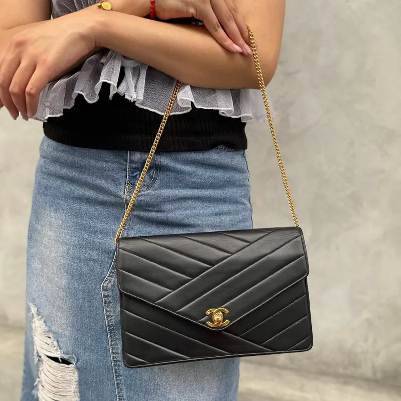 ju702-chanel-vintage-black-lambskin-cross-stripe-flap-bag