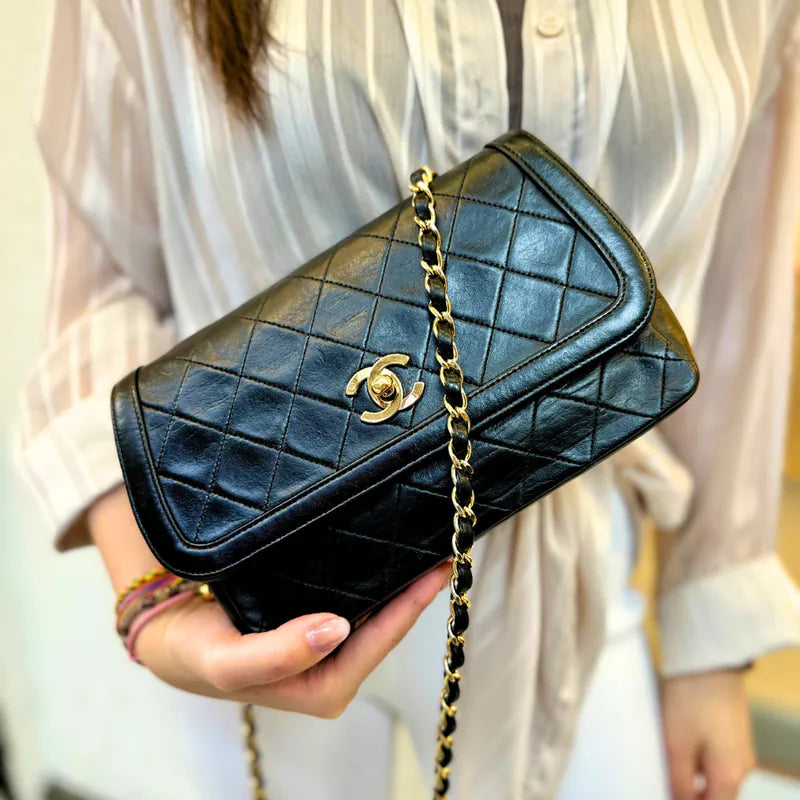 ra954-chanel-vintage-black-lambskin-quilted-flap-bag