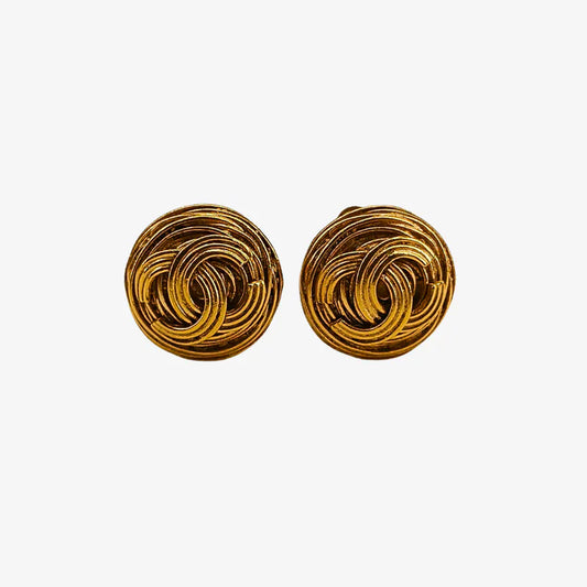 rb583-chanel-vintage-gold-plated-birds-nest-interlocking-cc-round-clip-on-earrings