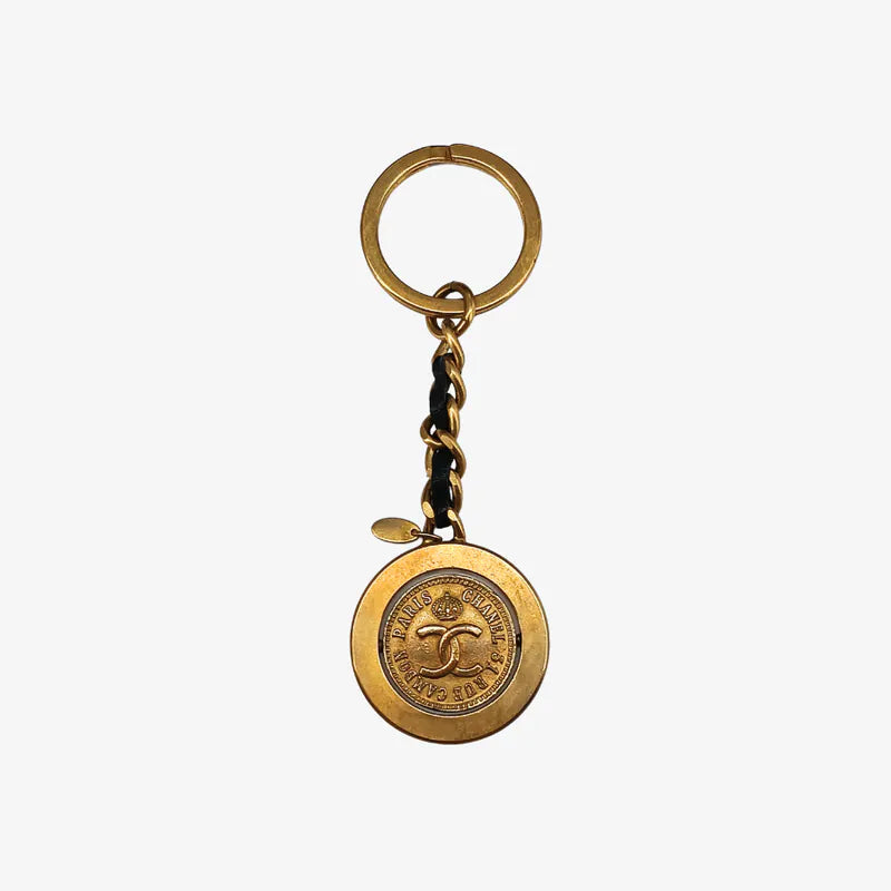 ra872-chanel-gold-key-ring