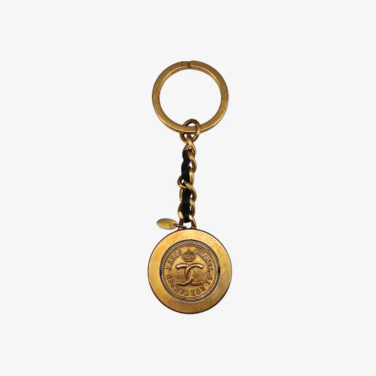 ra872-chanel-gold-key-ring