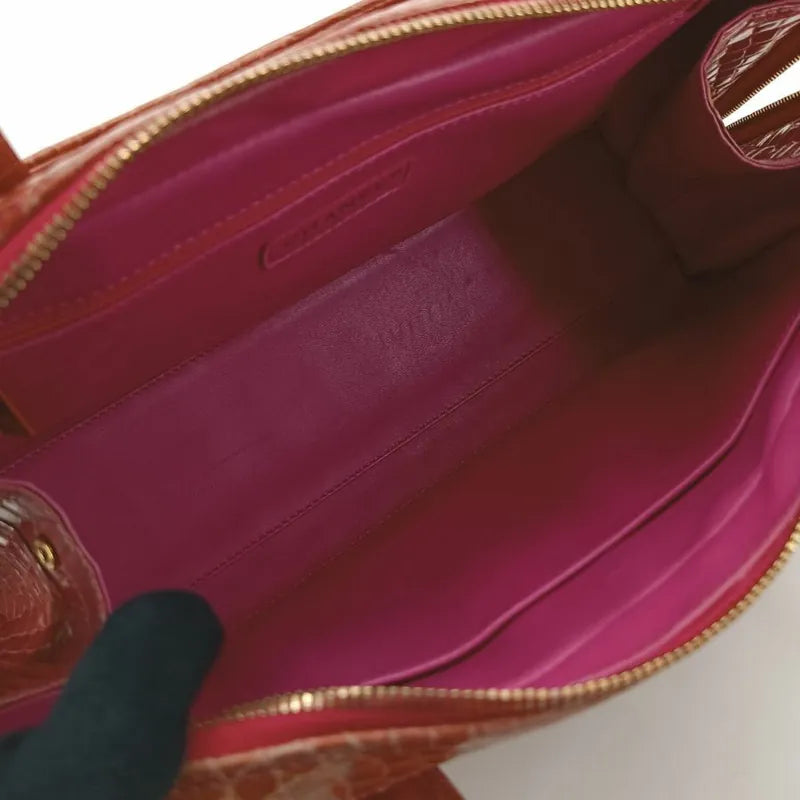 js600-chanel-vintage-pink-crocodile-skin-handbag
